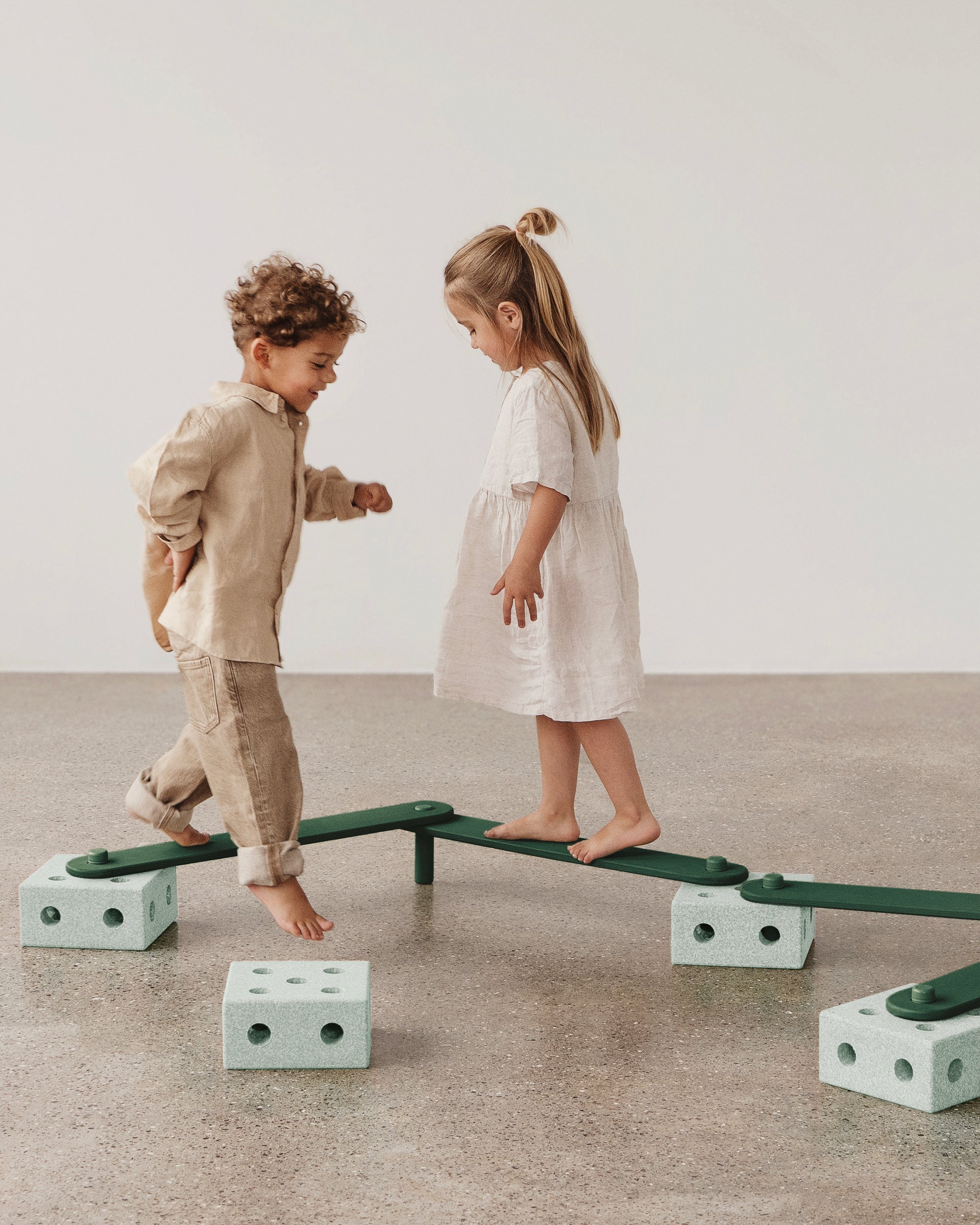 MODU Balance Track Set – Percorsi di equilibrio modulari per bambini